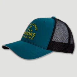 Brooks Discovery Trucker Hat -Wilson Tennis Club Shop 056626 490 1