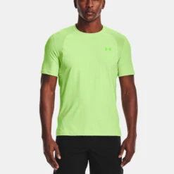 Under Armour Iso-Chill Run Short Sleeve Men's -Wilson Tennis Club Shop 056878 162 1