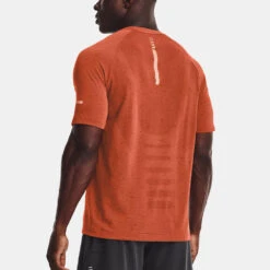 Under Armour Vanish Seamless Run Short Sleeve Men's 39 Under Armour Vanish Seamless Run Short Sleeve Men's -Wilson Tennis Club Shop 056889 842 2