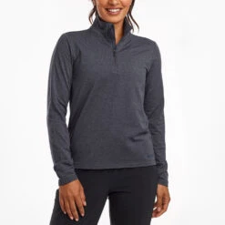Saucony Sunday 1/4 Zip Women's (Previous Version) 10 Saucony Sunday 1/4 Zip Women's (Previous Version) -Wilson Tennis Club Shop 056998 bnh 1
