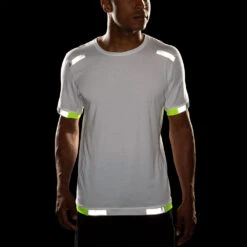 Brooks Carbonite Short Sleeve Men's 7 Brooks Carbonite Short Sleeve Men's -Wilson Tennis Club Shop 057070 3