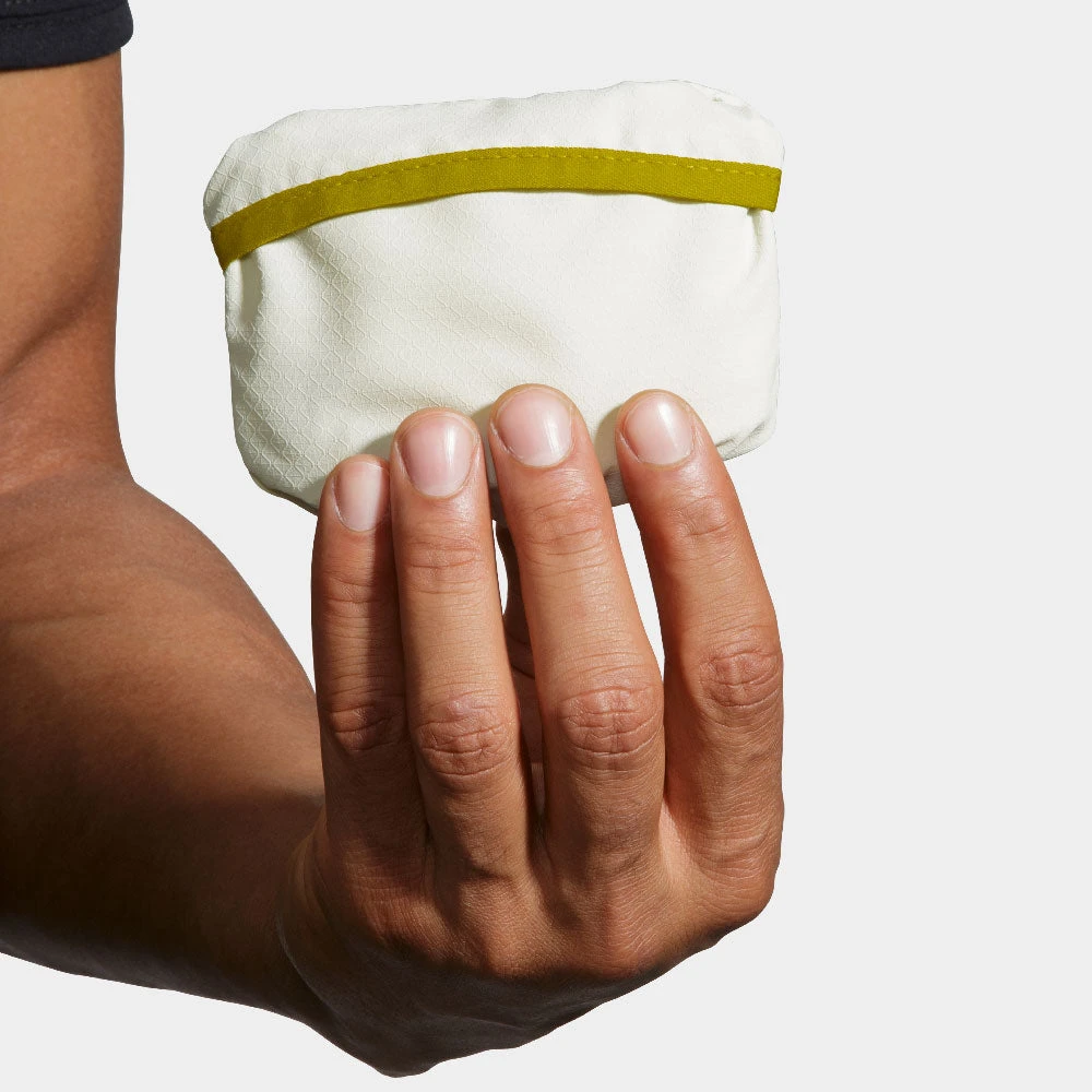 Brooks Lightweight Packable Hat 4 Brooks Lightweight Packable Hat - Image 2