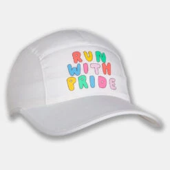 Brooks Moment Hat -Wilson Tennis Club Shop 057328 145 2