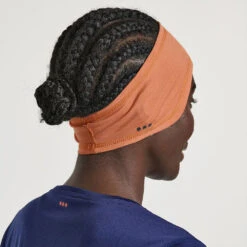Saucony Solstice Headband -Wilson Tennis Club Shop 057412 emh 2
