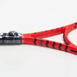 Volkl V8 Pro 2023 -Wilson Tennis Club Shop 102975 5