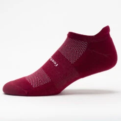 Feetures High Performance Cushion No Show Tab Socks -Wilson Tennis Club Shop 650476 425 1