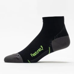 Feetures PF Relief Ultra Light Quarter Socks -Wilson Tennis Club Shop 651053 501 1