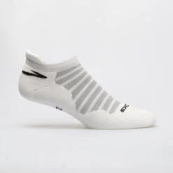 Brooks Glycerin Midweight Socks 17 Brooks Glycerin Midweight Socks -Wilson Tennis Club Shop 651114 100 2