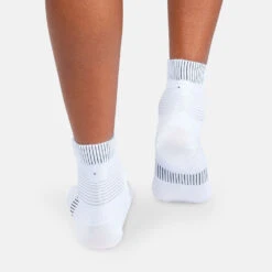 On Running On Ultralight Mid Sock Women's 7 On Running On Ultralight Mid Sock Women's -Wilson Tennis Club Shop 651251 869 2