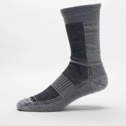 WrightSock Merino Double Layer Coolmesh II Crew Socks 7 WrightSock Merino Double Layer Coolmesh II Crew Socks -Wilson Tennis Club Shop 651263 601 1