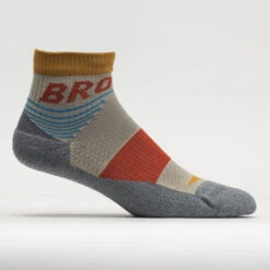 Brooks High Point Quarter Sock 9 Brooks High Point Quarter Sock -Wilson Tennis Club Shop 651289 214 2