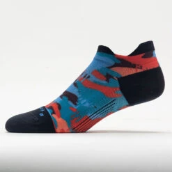 Feetures Elite Light Cushion No Show Tab Camo Splash Socks -Wilson Tennis Club Shop 651306 609 1