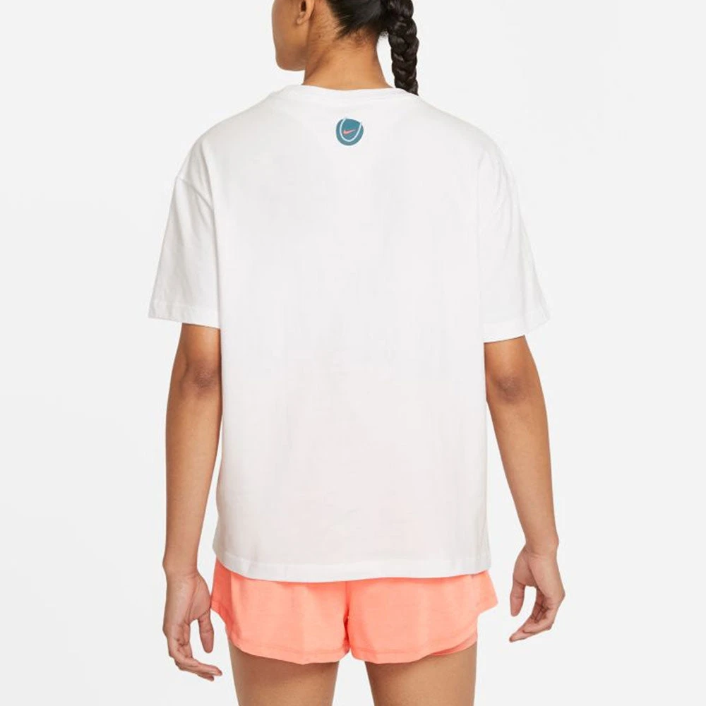Nike International Women's Day Tee 6 Nike International Women's Day Tee - Image 4