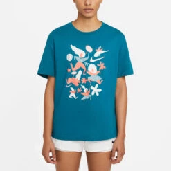 Nike International Women's Day Tee 12 Nike International Women's Day Tee -Wilson Tennis Club Shop 757978 301 1